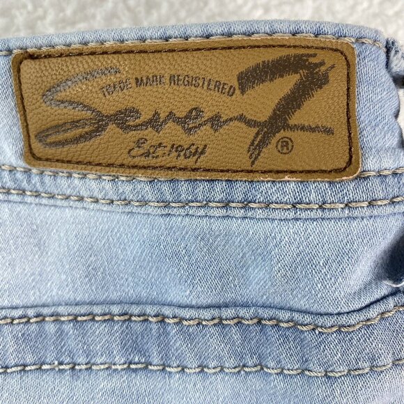 Seven7 Jean Shorts Womems 4 Distressed Blue 28x5.5 Stretch Demin Low Rise - Picture 13 of 16